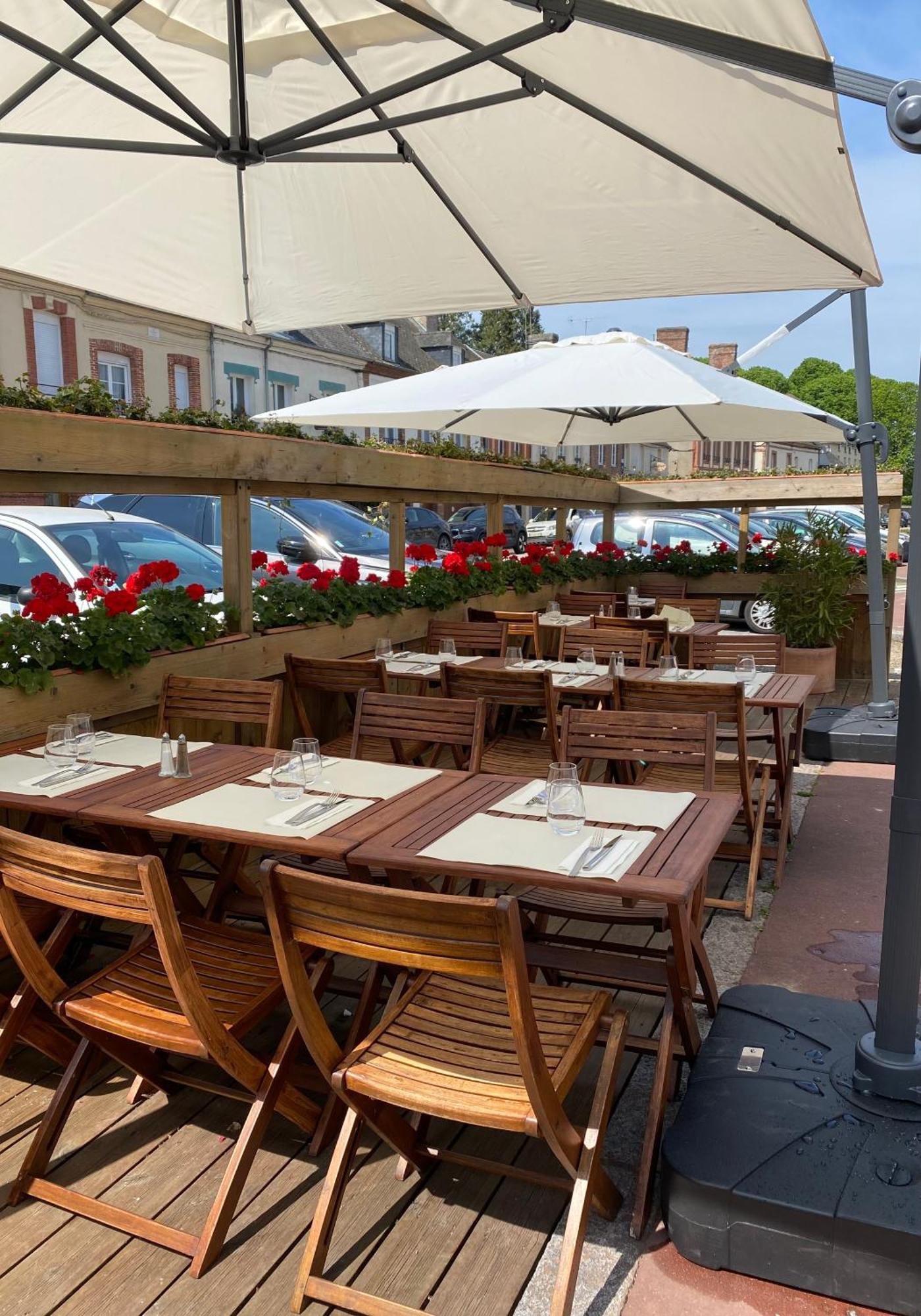 Le Comptoir Du Paradis La Ferte-Frenel Exterior photo